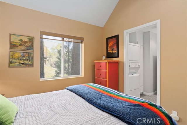 Detail Gallery Image 27 of 65 For 39096 Willow Landing Rd, Big Bear Lake,  CA 92315 - 2 Beds | 2 Baths