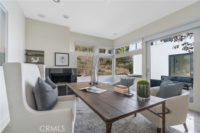 Detail Gallery Image 15 of 28 For 1436 Summitridge Dr, Beverly Hills,  CA 90210 - 4 Beds | 5/1 Baths