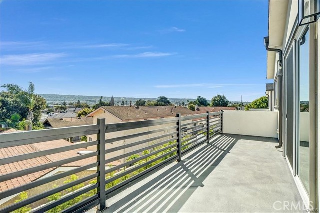 Detail Gallery Image 26 of 30 For 2128 W 238th St, Torrance,  CA 90501 - 5 Beds | 5 Baths