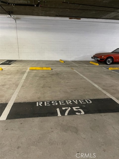 435 W Center Street, Anaheim CA: https://media.crmls.org/medias/97b26c1c-f1a5-4b7d-b7d3-97cbd7269fcc.jpg