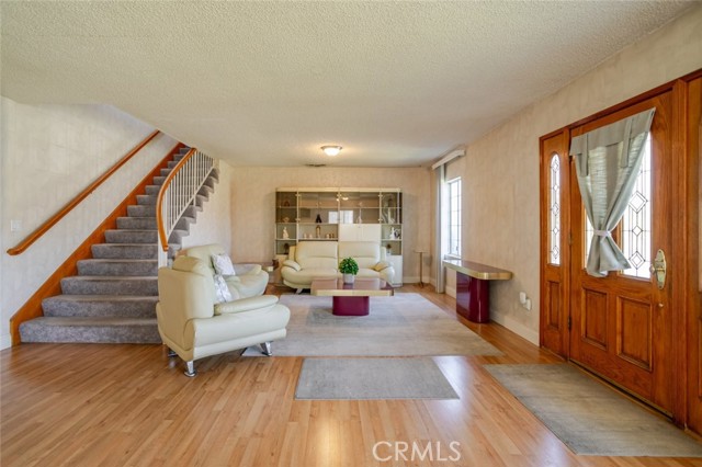 Image 3 of 38 For 4040 Lynd Avenue