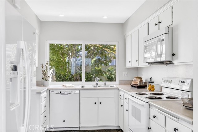 Detail Gallery Image 10 of 61 For 33561 Sextant Dr, Dana Point,  CA 92629 - 2 Beds | 1/1 Baths