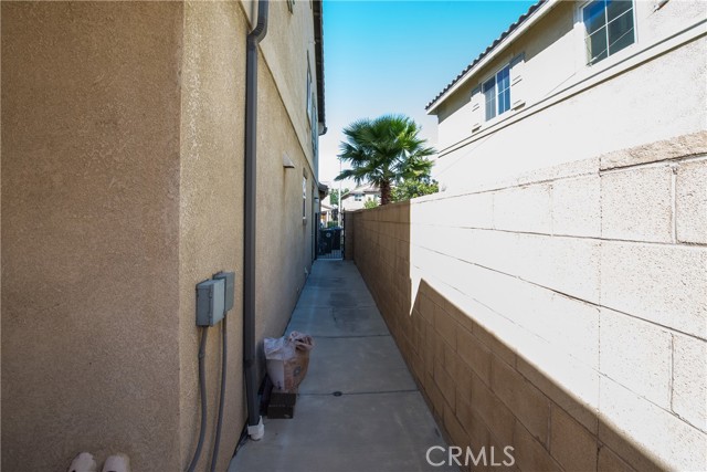 Detail Gallery Image 23 of 26 For 14923 Colby Pl, Fontana,  CA 92337 - 4 Beds | 2/1 Baths