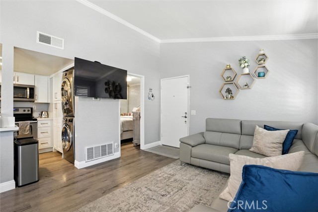 26212 La Real, Mission Viejo CA: https://media.crmls.org/medias/97b4fc1a-ce4b-4bcd-b4c0-8d07d27f0aa3.jpg