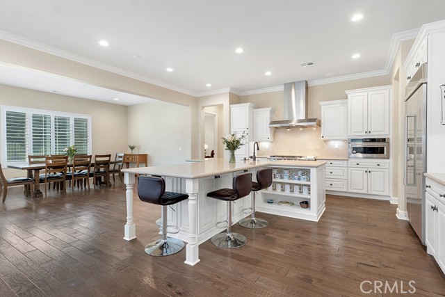 Detail Gallery Image 12 of 34 For 24008 Schoenborn St, West Hills,  CA 91304 - 6 Beds | 5/1 Baths