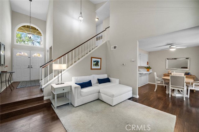 Image 7 of 40 For 26245 Country Glen  49