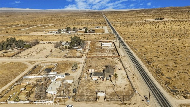 Detail Gallery Image 3 of 45 For 13861 E Avenue G6, Lancaster,  CA 93535 - 3 Beds | 2 Baths
