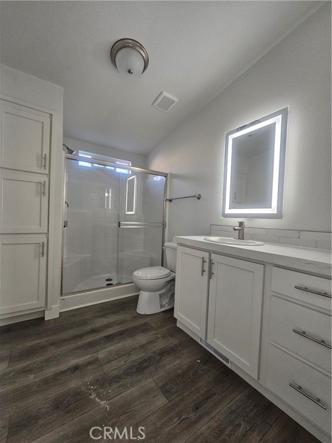 350 San Jacinto Avenue, Perris CA: https://media.crmls.org/medias/97b706fd-d2eb-4ec0-910d-9efb0eb2de0a.jpg
