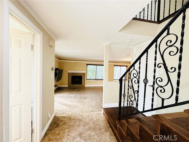 Detail Gallery Image 3 of 40 For 2609 Calle Elegante, Thousand Oaks,  CA 91360 - 2 Beds | 2/1 Baths