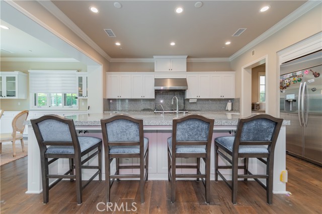 104 Quiet Place, Irvine CA: https://media.crmls.org/medias/97b7ce19-b9bd-4f48-82b2-82db88374115.jpg
