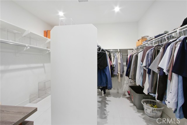 208 Ocean Place, Seal Beach CA: https://media.crmls.org/medias/97b83954-0fa2-4b4c-90df-ebb3467f42f8.jpg