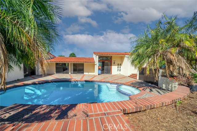 1808 Via Coronel, Palos Verdes Estates CA: https://media.crmls.org/medias/97b88eb6-2020-4d46-8fc4-3afd681c52a2.jpg