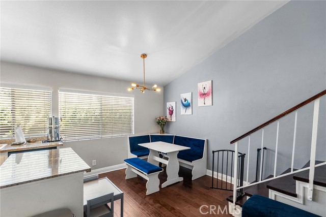 5463 Newcastle Avenue, Encino CA: https://media.crmls.org/medias/97b8da6b-1d5f-41f4-ada3-4118b44d8c09.jpg