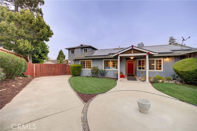 Detail Gallery Image 2 of 36 For 6001 Joan Pl, San Luis Obispo,  CA 93401 - 5 Beds | 4/1 Baths