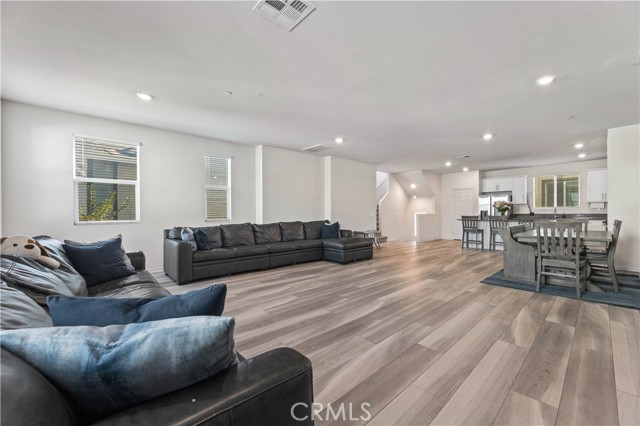 Detail Gallery Image 15 of 61 For 1208 Dock, Harbor City,  CA 90710 - 4 Beds | 4 Baths