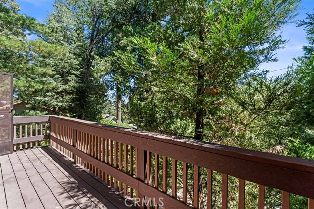 Detail Gallery Image 19 of 31 For 720 Pinnacle Dr, Lake Arrowhead,  CA 92352 - 2 Beds | 2 Baths