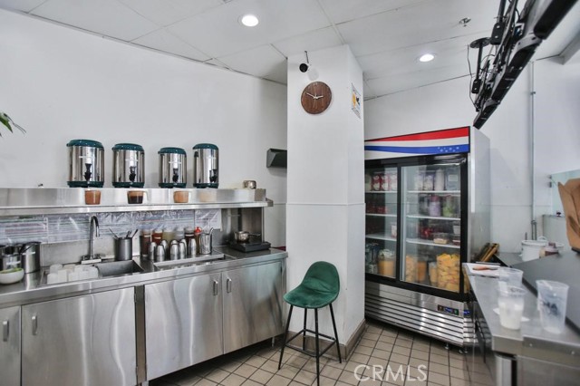 400 Disney Way, Anaheim CA: https://media.crmls.org/medias/97bc29a9-ea16-4f36-995f-e32e4e3dcbbe.jpg