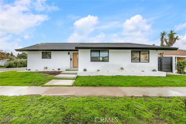 Detail Gallery Image 45 of 57 For 913 Junipero, Costa Mesa,  CA 92626 - 4 Beds | 2 Baths