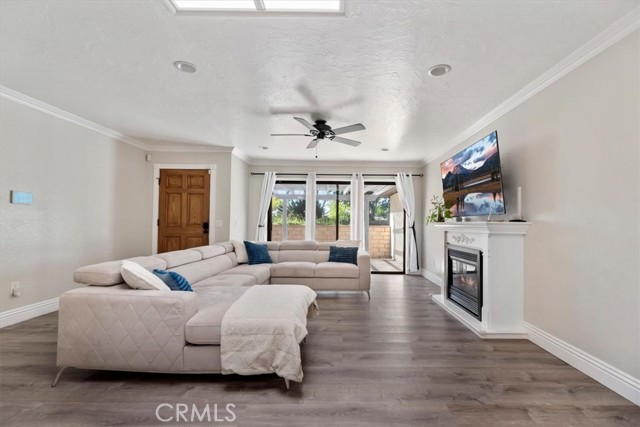 Detail Gallery Image 15 of 56 For 2764 Tropicana, Riverside,  CA 92504 - 4 Beds | 2 Baths