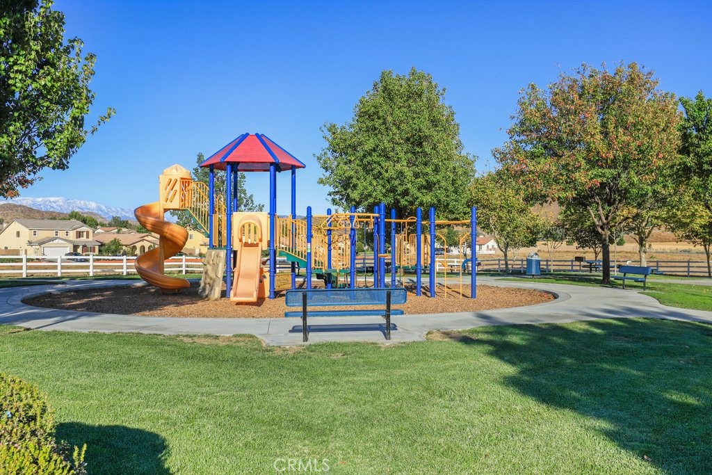 https://media.crmls.org/medias/97be50af-6917-4f9a-b35d-2a97e99774ab.jpg?preset=X-Large
