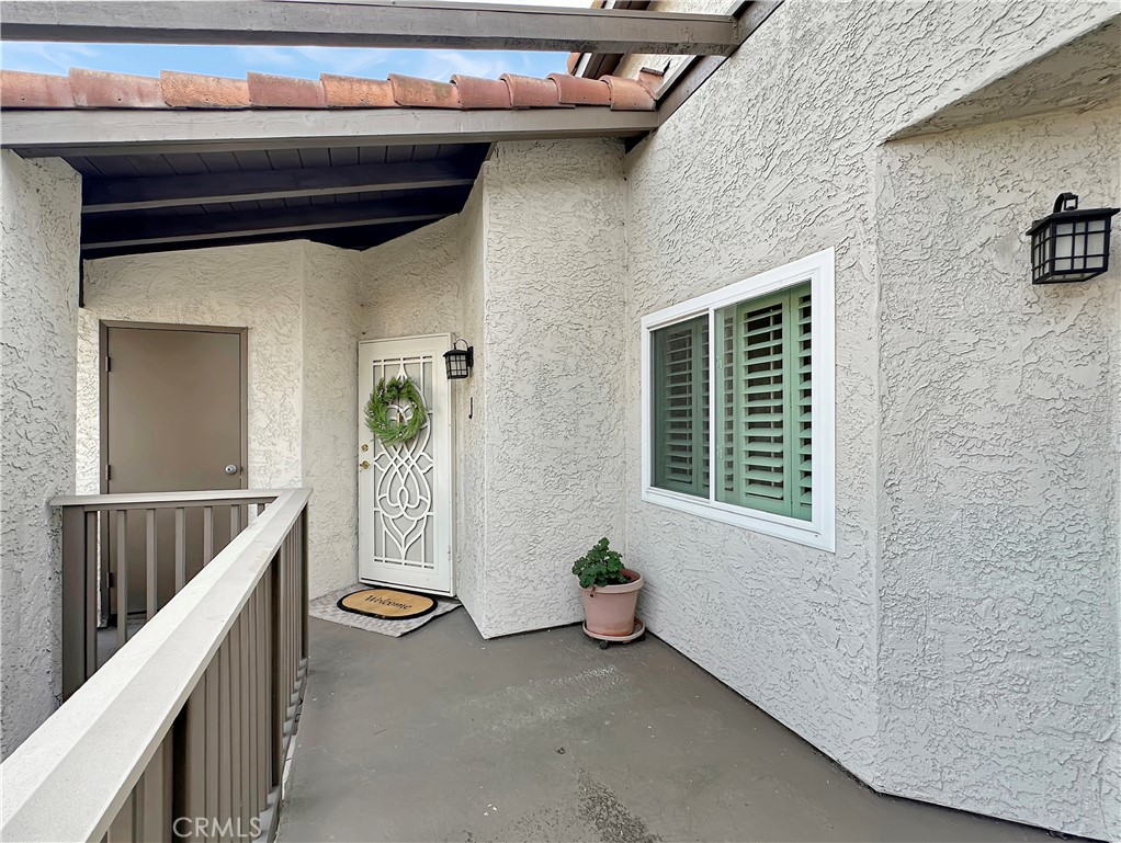 MLS #OC25279039 image #2