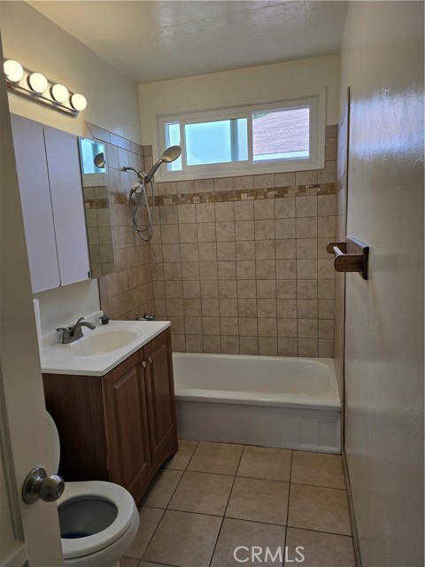 Detail Gallery Image 5 of 11 For 9542 Rex Rd, Pico Rivera,  CA 90660 - 3 Beds | 1 Baths