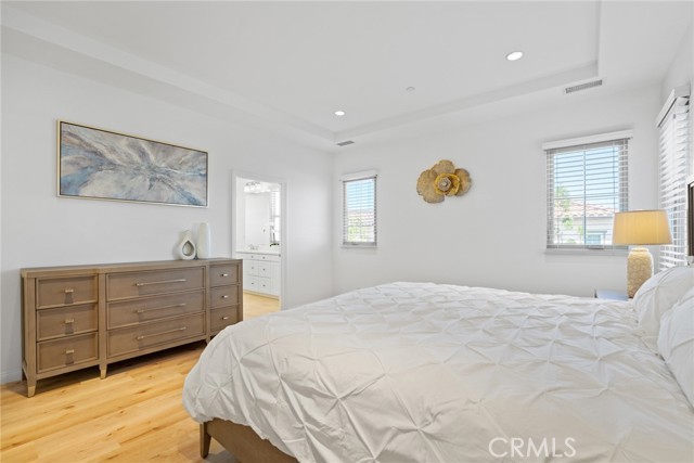 Detail Gallery Image 14 of 35 For 213 Cedarwood, Irvine,  CA 92620 - 4 Beds | 4 Baths