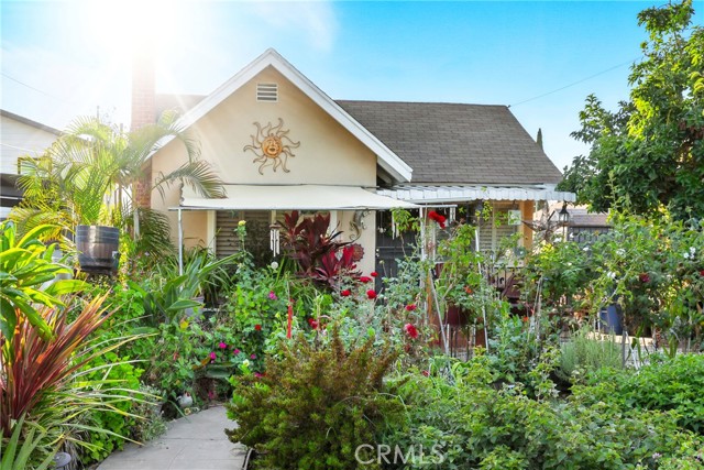 453 455 S Rowan Avenue, Los Angeles CA: https://media.crmls.org/medias/97c1a835-d998-44e2-8294-2374ae3814b2.jpg