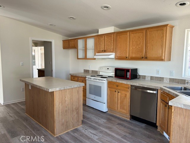 701 E Lassen Avenue, Chico CA: https://media.crmls.org/medias/97c1e7ab-f9aa-4268-8392-6ac4bbf2e153.jpg