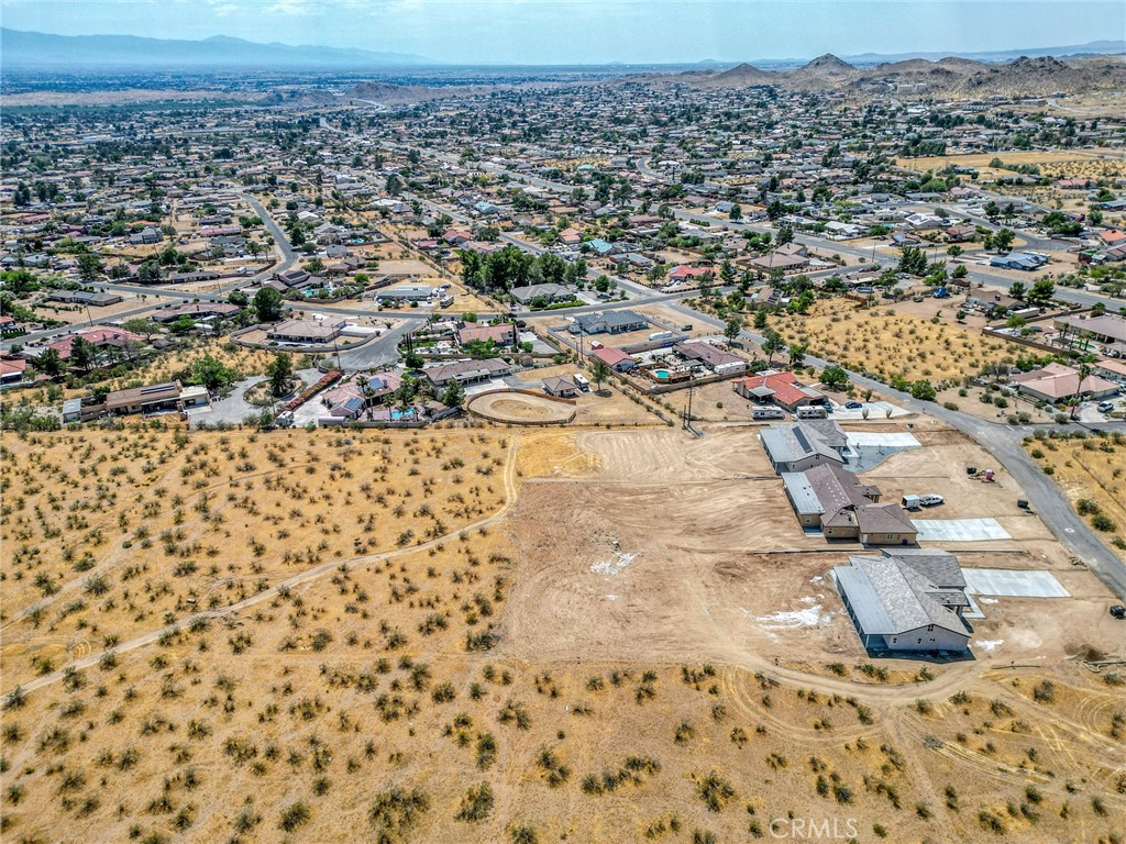 https://media.crmls.org/medias/97c1ea7d-b1f0-448c-a1e3-421a3a384394.jpg?preset=X-Large
