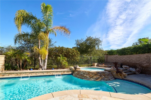 Detail Gallery Image 12 of 42 For 4440 Coffeetree, Moorpark,  CA 93021 - 4 Beds | 3 Baths