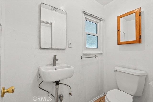 Detail Gallery Image 22 of 52 For 17917 Chase, Northridge,  CA 91325 - 3 Beds | 2/1 Baths