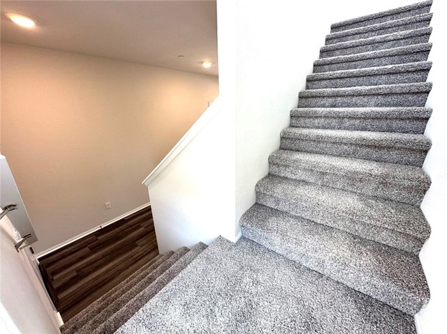 Detail Gallery Image 10 of 21 For 28221 Ashtree St, Temecula,  CA 92591 - 3 Beds | 2/1 Baths