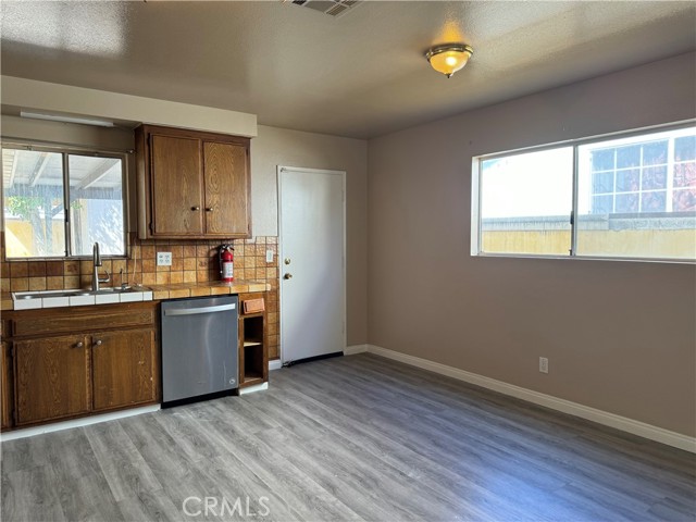 943 North Macneil Street photo 6