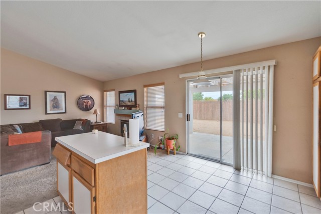 14445 Columbia Court, Adelanto CA: https://media.crmls.org/medias/97c50214-6fb8-4976-9c82-0fff6b02e7f1.jpg