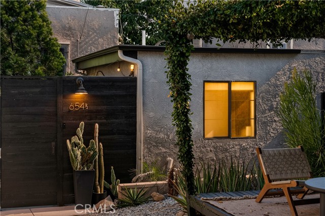 Detail Gallery Image 41 of 45 For 654 S Soto St, Los Angeles,  CA 90023 - 4 Beds | 4 Baths