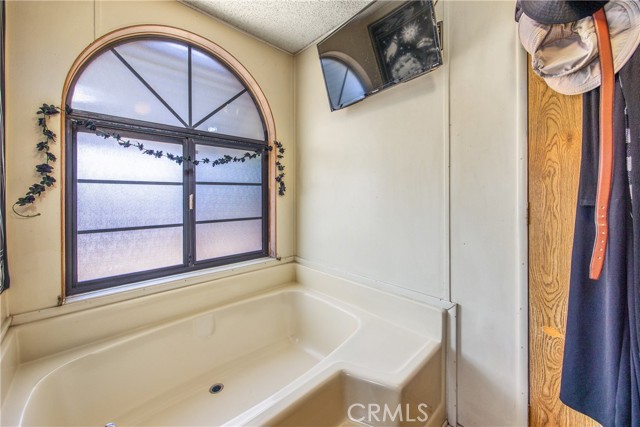 7717 Church Avenue, Highland CA: https://media.crmls.org/medias/97c5a45e-d6fd-47d0-bff4-da1bfd60d96f.jpg
