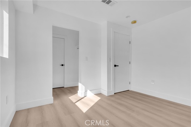 Detail Gallery Image 7 of 35 For 1571 Ricardo #2,  Los Angeles,  CA 90033 - 5 Beds | 5 Baths