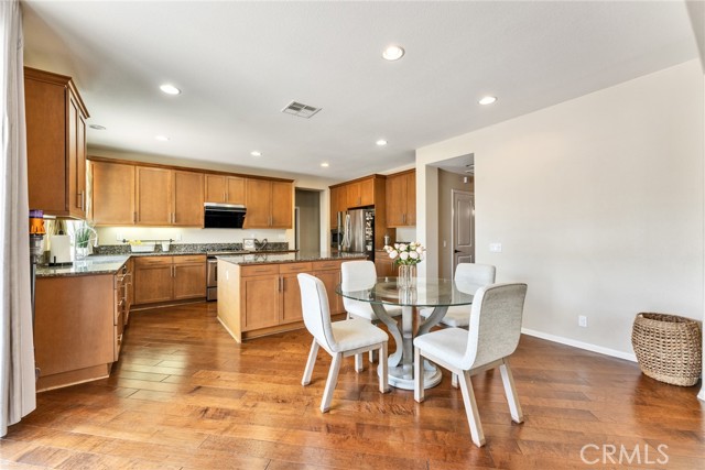 Image 7 of 46 For 7252 Berry Creek Street