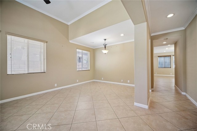 6958 Amigo Avenue, Reseda CA: https://media.crmls.org/medias/97c7a867-4f44-4926-b48c-ccde379a4c5a.jpg