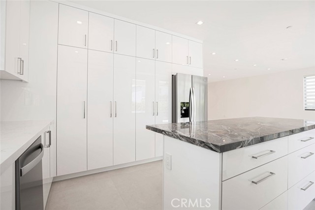 6426 Varna Avenue, Van Nuys CA: https://media.crmls.org/medias/97c8072f-ec27-46c4-b0f7-2ddbf1b40efa.jpg