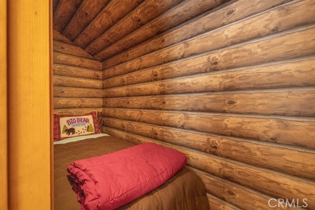 625 Cedar Glen Drive, Big Bear City CA: https://media.crmls.org/medias/97c8203c-44b1-4702-a14f-727d524c3178.jpg