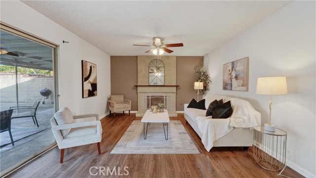 Detail Gallery Image 6 of 21 For 10401 Dakota, Garden Grove,  CA 92843 - 3 Beds | 2 Baths