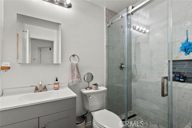 Detail Gallery Image 30 of 39 For 19777 Azure Field Dr, Newhall,  CA 91321 - 3 Beds | 3 Baths