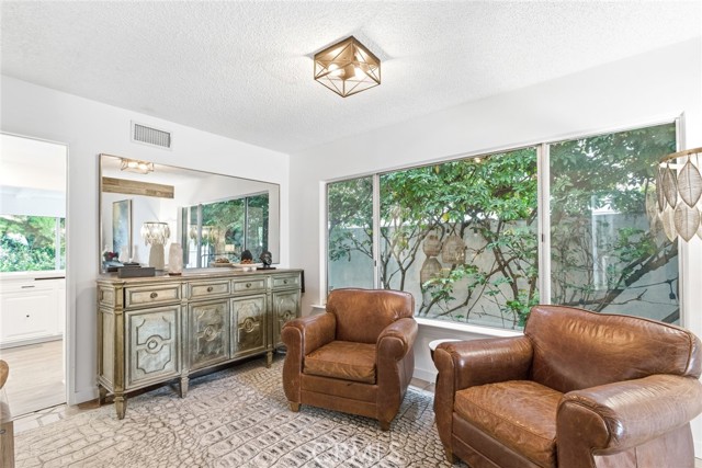 Detail Gallery Image 7 of 33 For 1854 Port Margate, Newport Beach,  CA 92660 - 3 Beds | 2/1 Baths