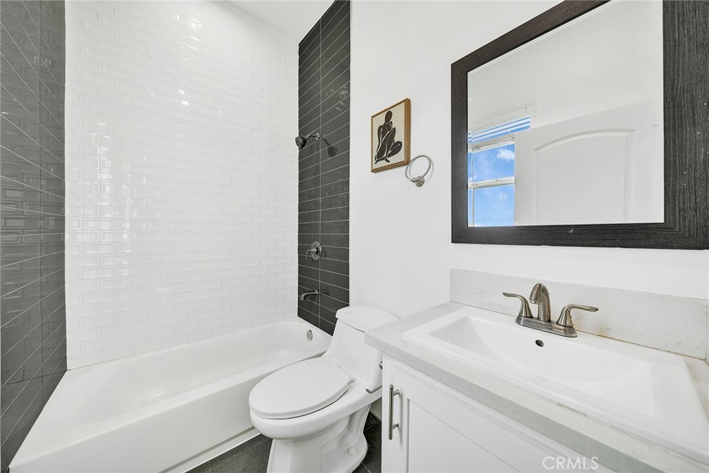 MLS #WS26185877 image #14