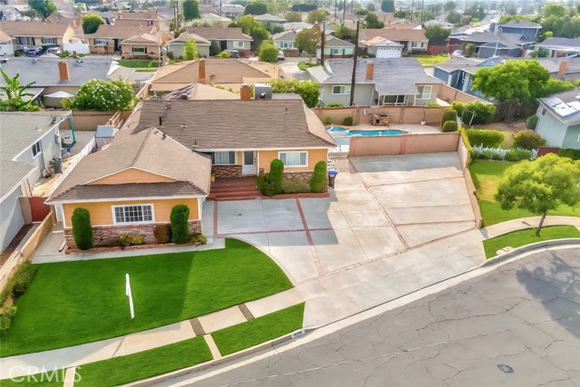 11315 Groveside Avenue, Whittier CA: https://media.crmls.org/medias/97cc8ffa-531f-4f74-9ce6-7e5556a11c52.jpg