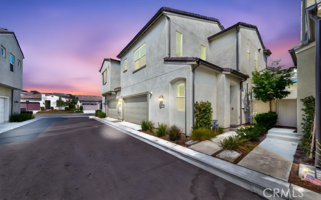 Detail Gallery Image 1 of 1 For 4127 Cameron Way #103,  Corona,  CA 92883 - 3 Beds | 2/1 Baths