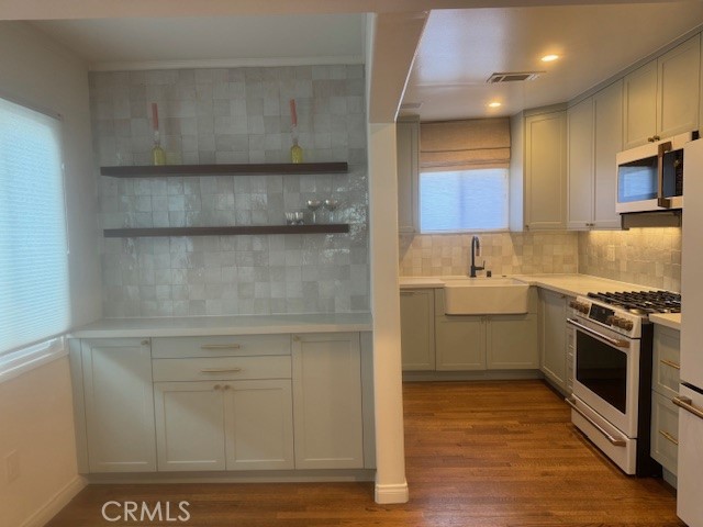 3219 Marathon Street, Los Angeles CA: https://media.crmls.org/medias/97cd6a2e-cc5f-48b7-8ac6-dc577c7493af.jpg
