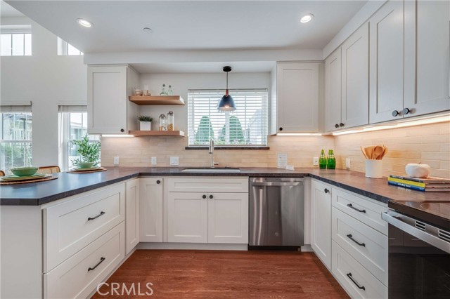 Detail Gallery Image 10 of 30 For 127 E Foothill Bld a,  Glendora,  CA 91741 - 1 Beds | 1 Baths